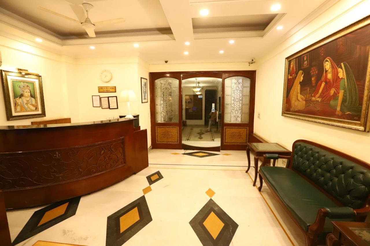 Hotel Ambica Palace Aiims New Delhi - Couple Friendly Local Id Accepted Екстериор снимка