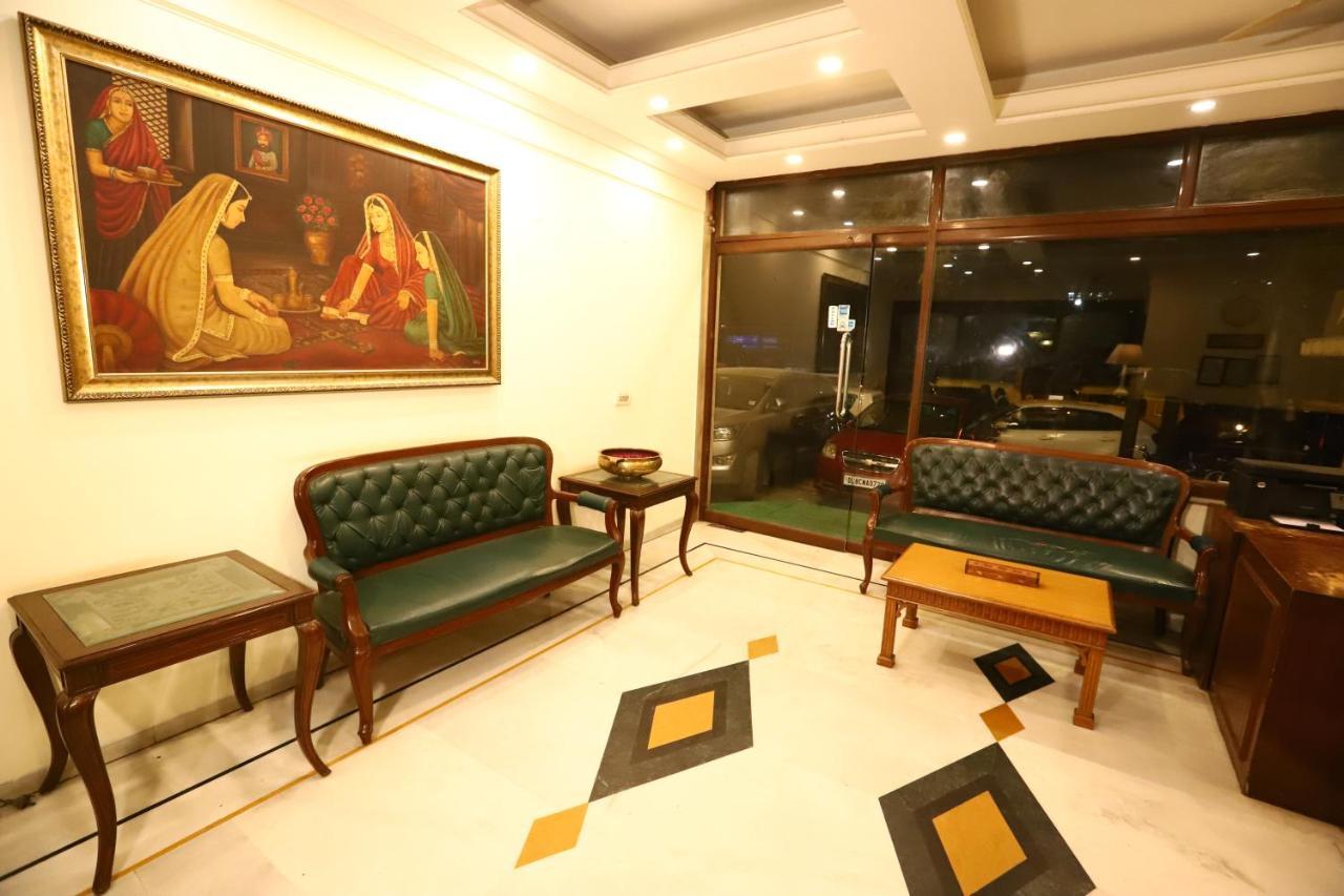 Hotel Ambica Palace Aiims New Delhi - Couple Friendly Local Id Accepted Екстериор снимка